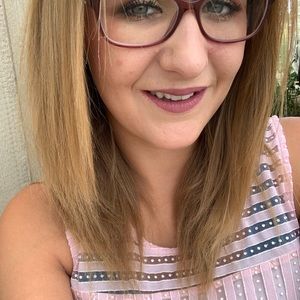 Meet your Posher, Mackenzie